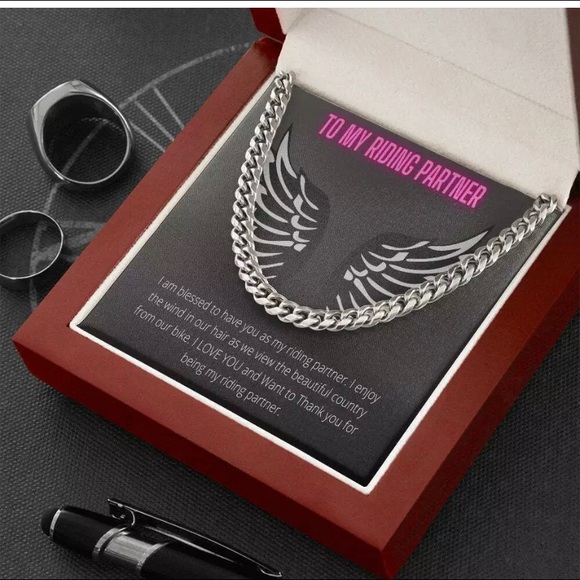 Riding Partner Cubic Link - Picture 2 of 5